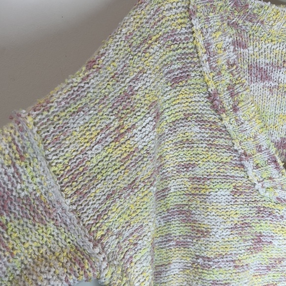 POL Chunky Knit V-Neck Oversized Distressed Sweater Size Large - Picture 9 of 16